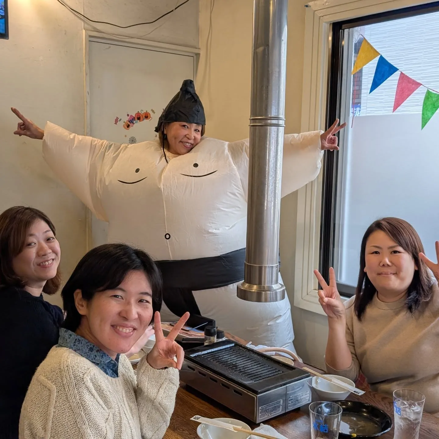 本日のドーラ🔥のセクシーコスプレはフロントバッグ共にＴＴＴＴ...