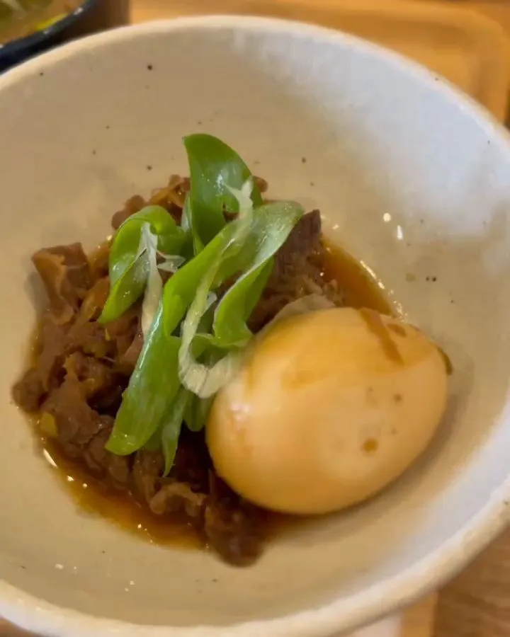 ✨本日の焼肉ホルモンシオミオススメ定食✨